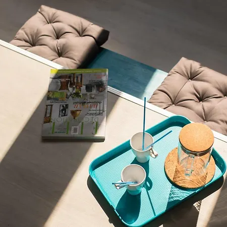 Chic In The Downtown - The Location *